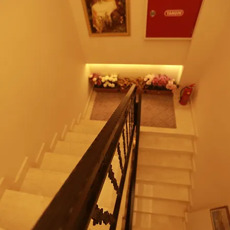 Constantinopolis Otel 3*