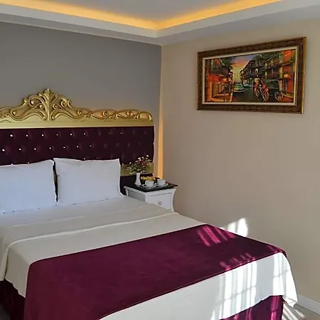 Hotel Constantinopolis 3*